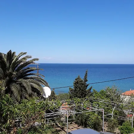 Hotel Kinira 2* Коинира