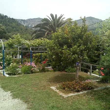 Guest house Hotel Kinira
